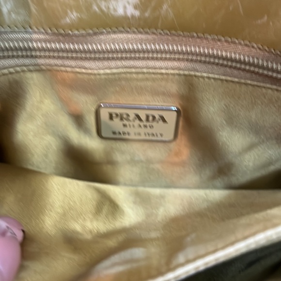 PRADA SMALL TOTE - Picture 4 of 8